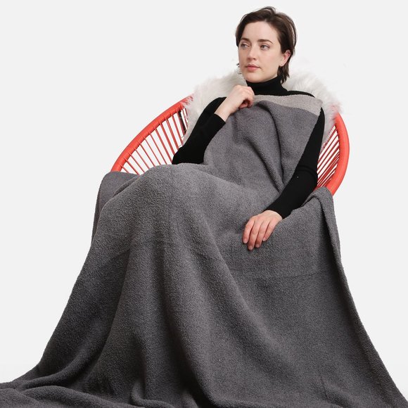 P/S Solid Color with Edge Luxury Soft Throw Blanket·50x60·Super Soft·ComfyLuxe - Picture 6 of 9